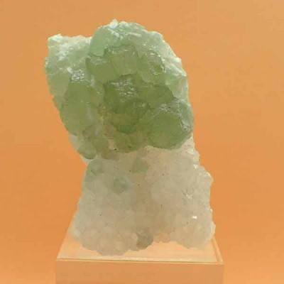 Buy collectible mineral,Fluorite on Quartz-Mi190 Buy collectible mineral,Fluorite on Quartz-Mi190