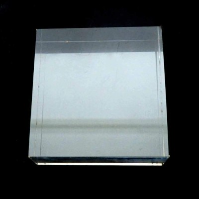 Peana metacrilato 20x20x20 (1)