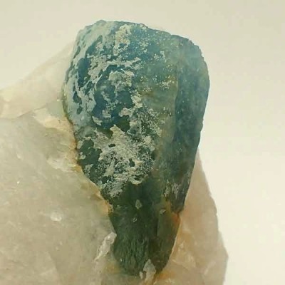 Berilo var. Aguamarina Berilo var. Aguamarina